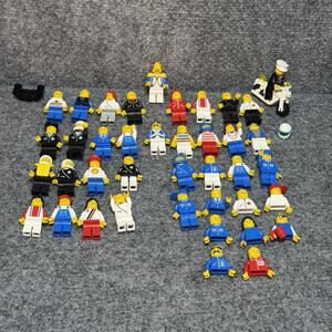 Vintage 1980 - 1990's Lot of 40!! LEGO Minifigures + Accessories, Parts - Rare